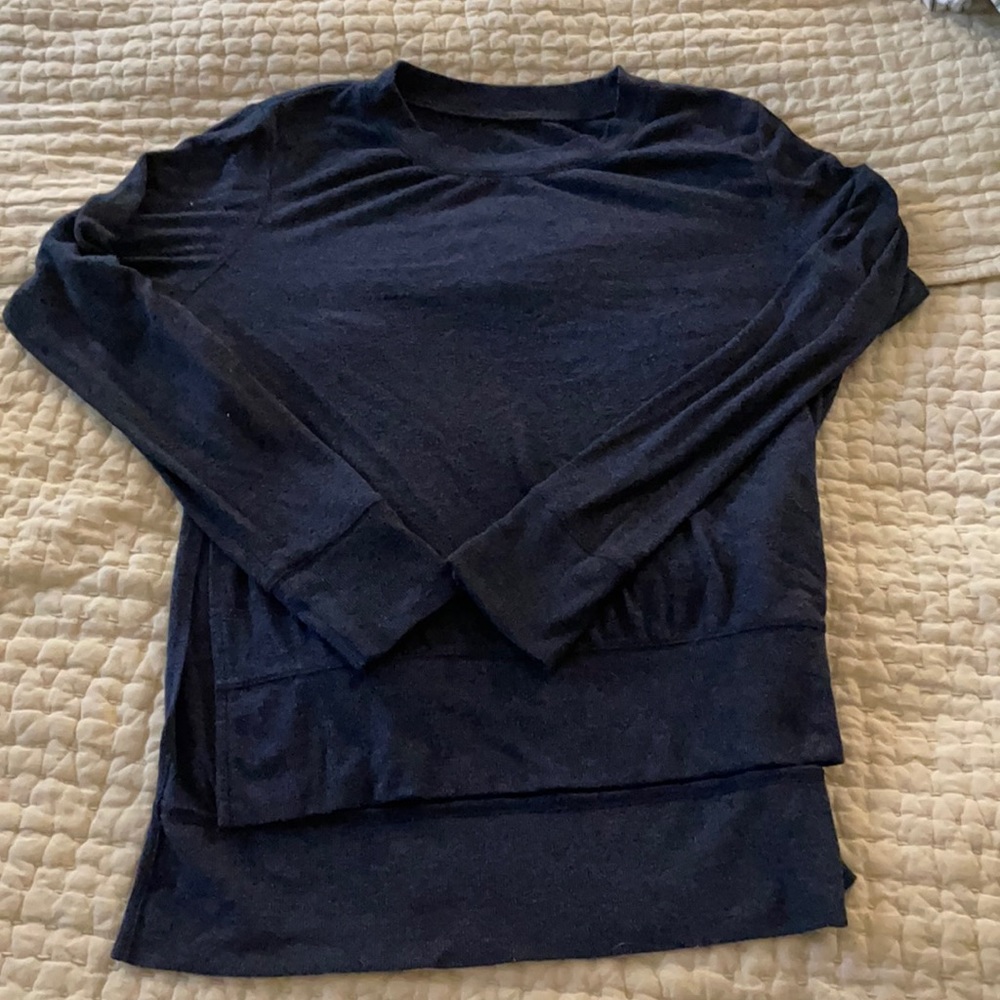 Alo sweatshirt. Navy.